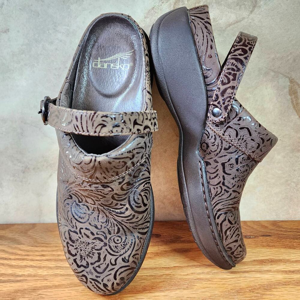 Strappy Back Slip On Dansko Clogs for Women - Size US 5.5-6 / EU 36